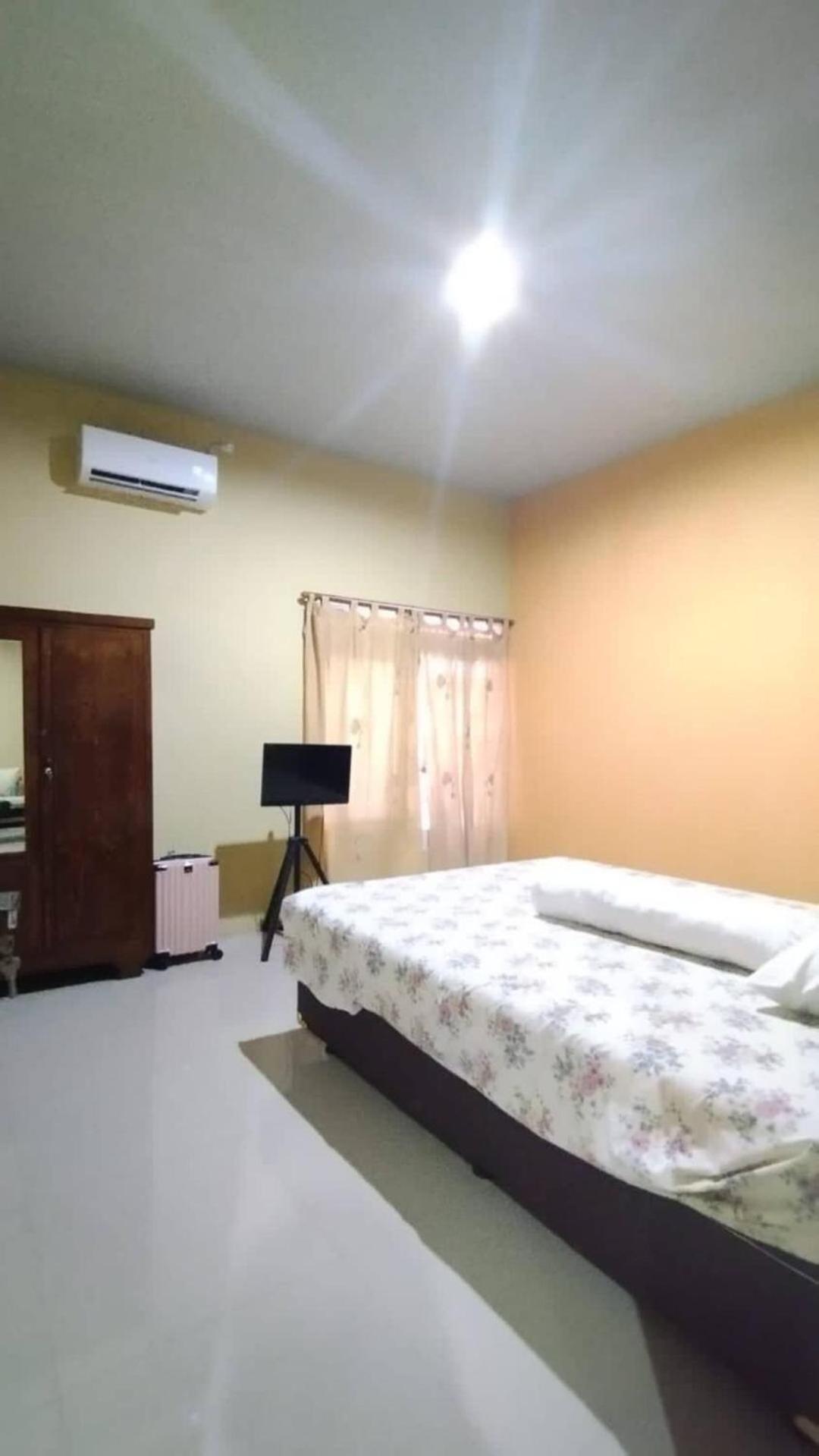 Sadana Villahouse Ngadinegaran Jogjacarta Exterior foto